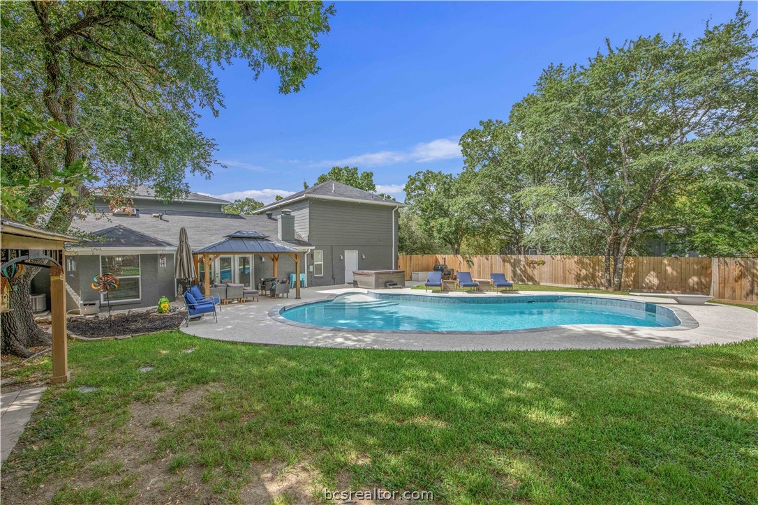 1503 Feather Run Circle