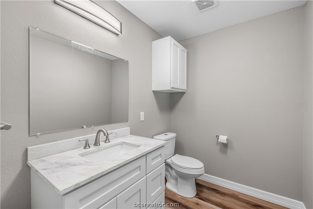 1503 Feather Run Circle