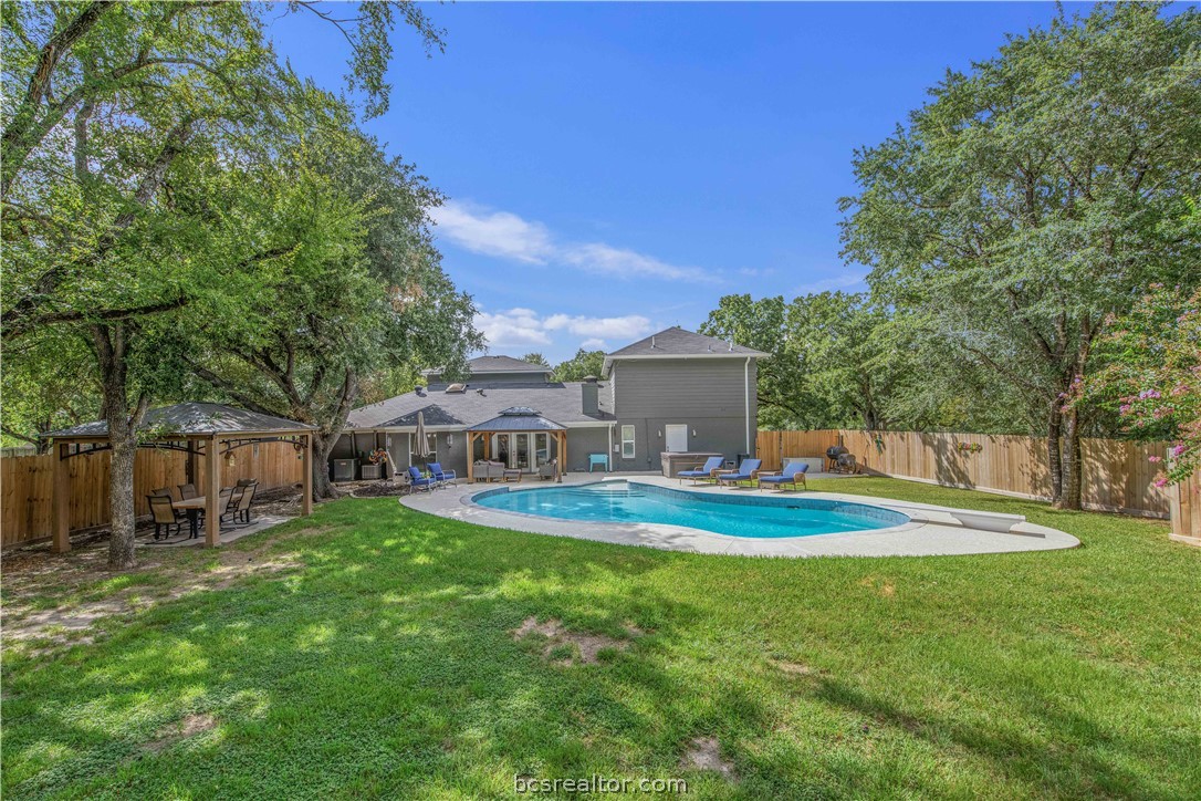 1503 Feather Run Circle