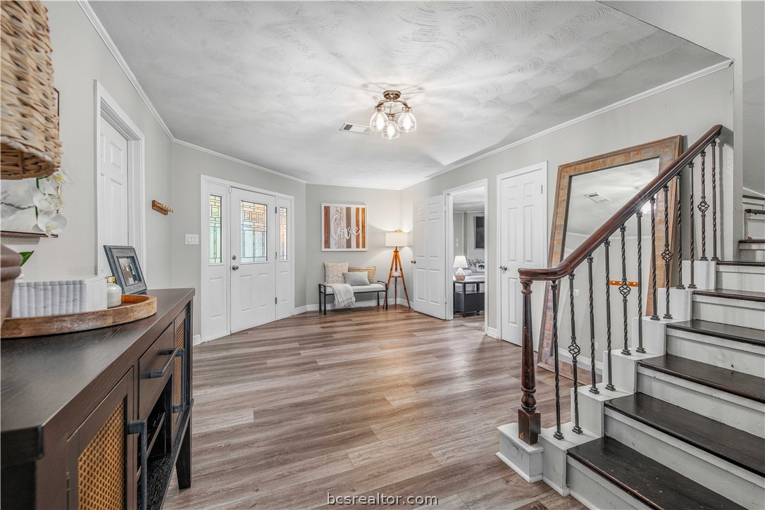 1503 Feather Run Circle