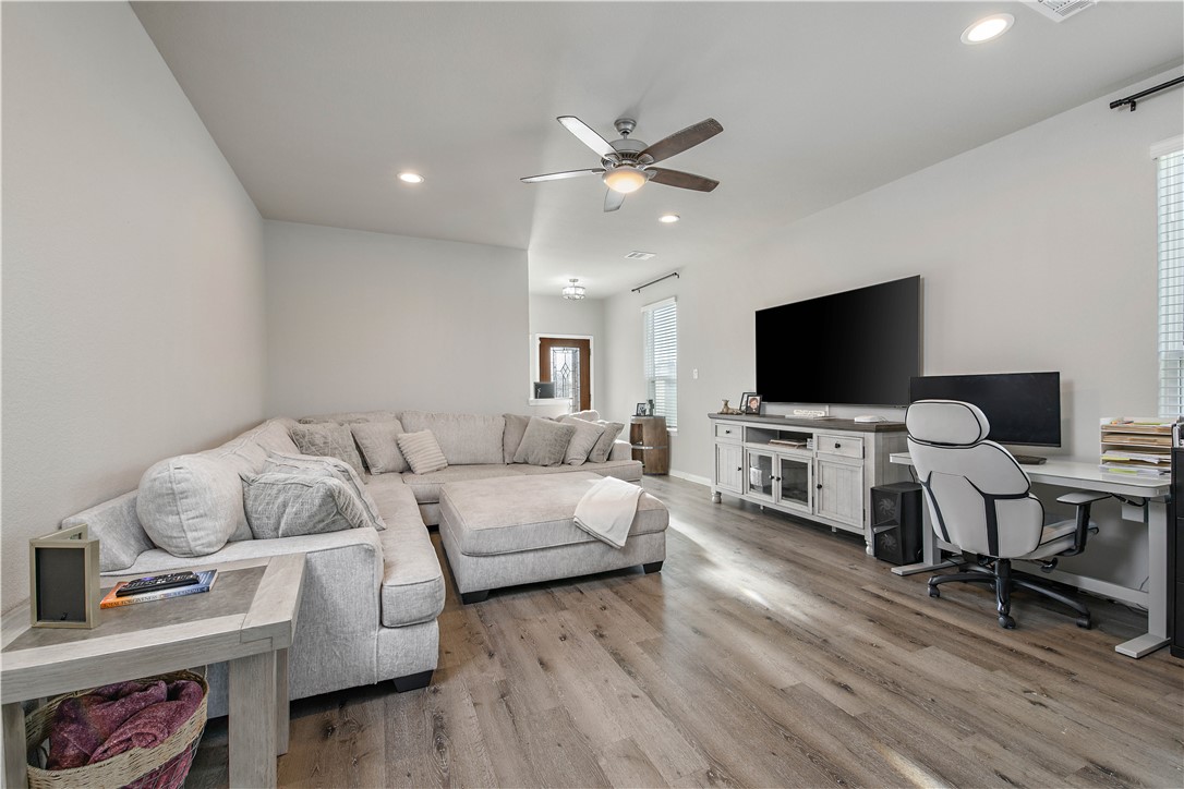 4705 Milagro Loop