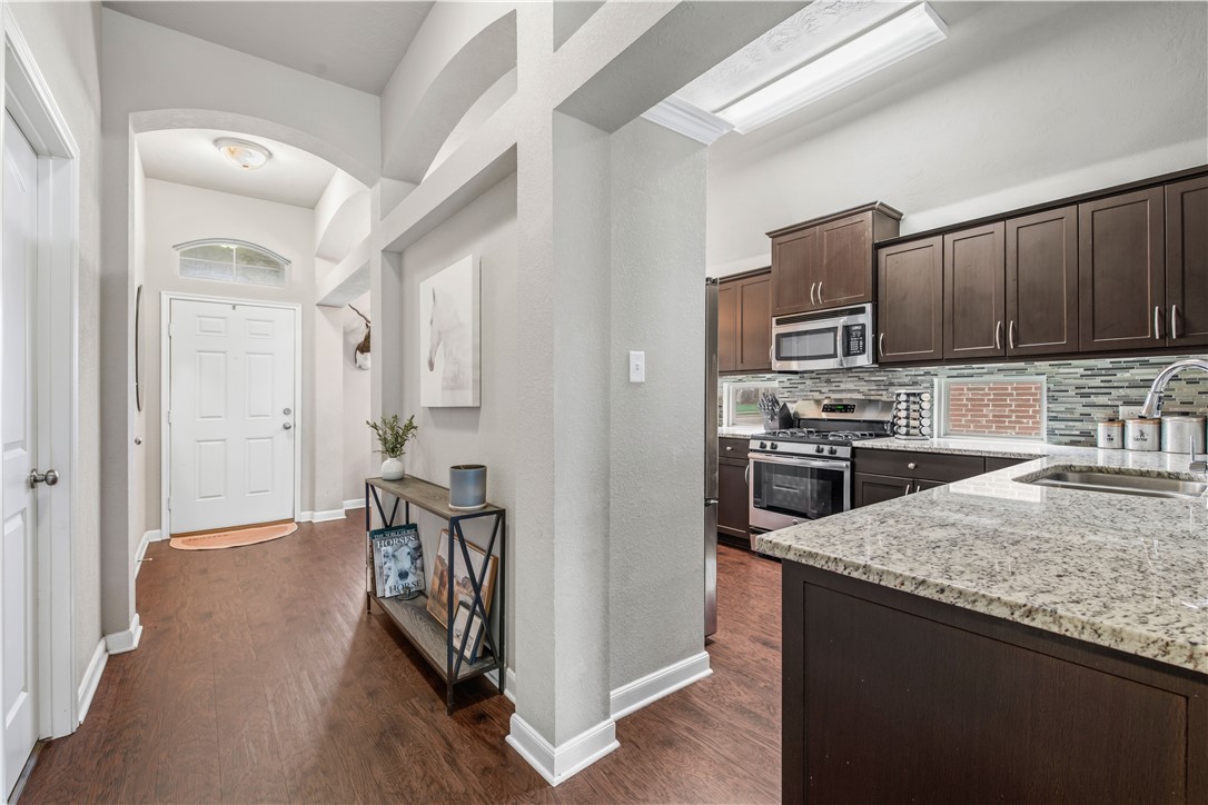 3014 Positano Loop