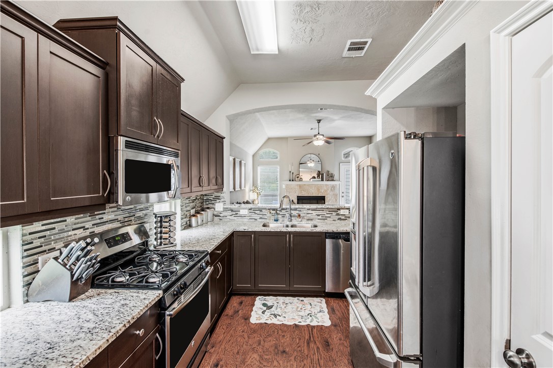 3014 Positano Loop