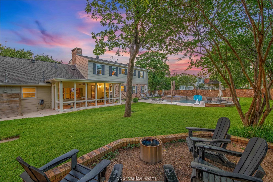3711 Sunnybrook Lane