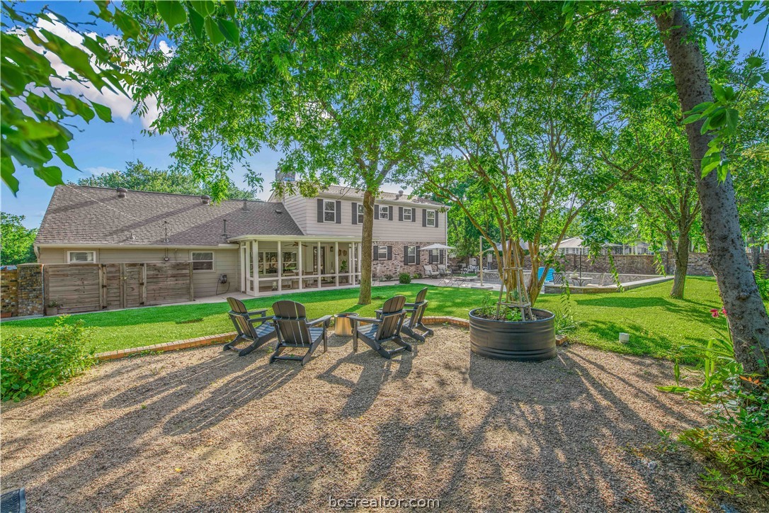 3711 Sunnybrook Lane