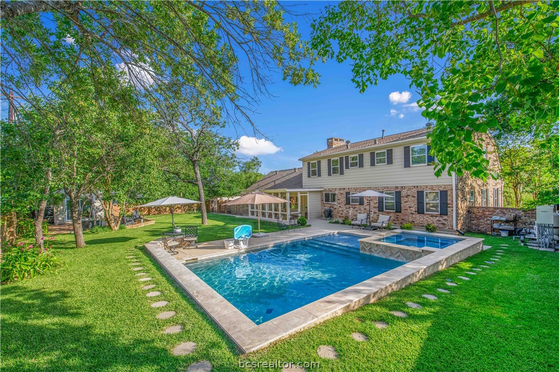 3711 Sunnybrook Lane