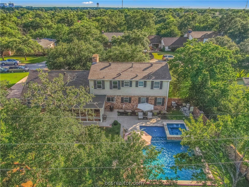 3711 Sunnybrook Lane