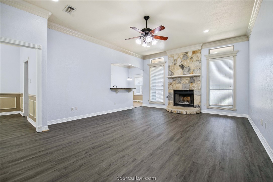2703 Colony Glen Drive