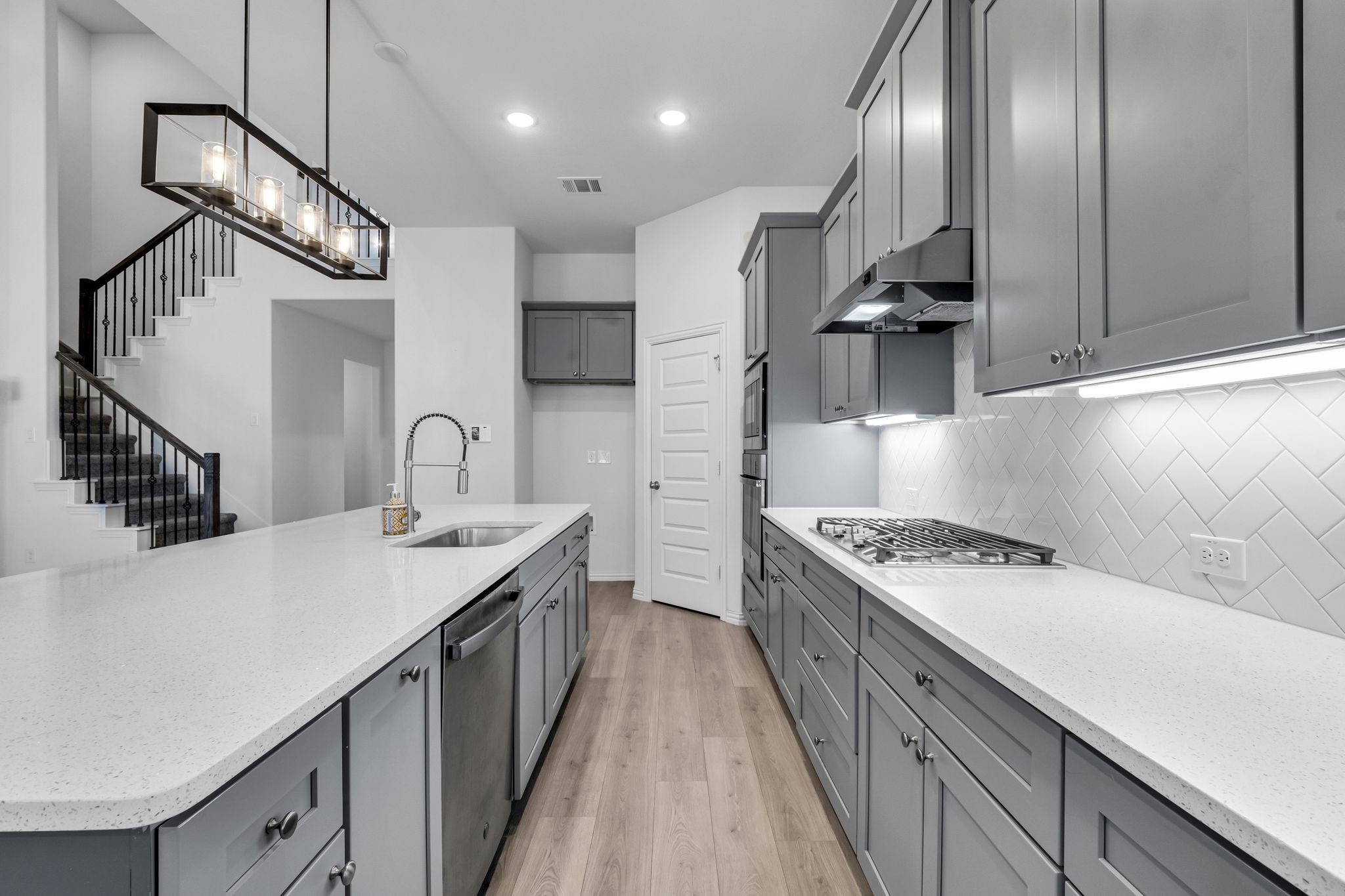 3522 Abingdon Avenue