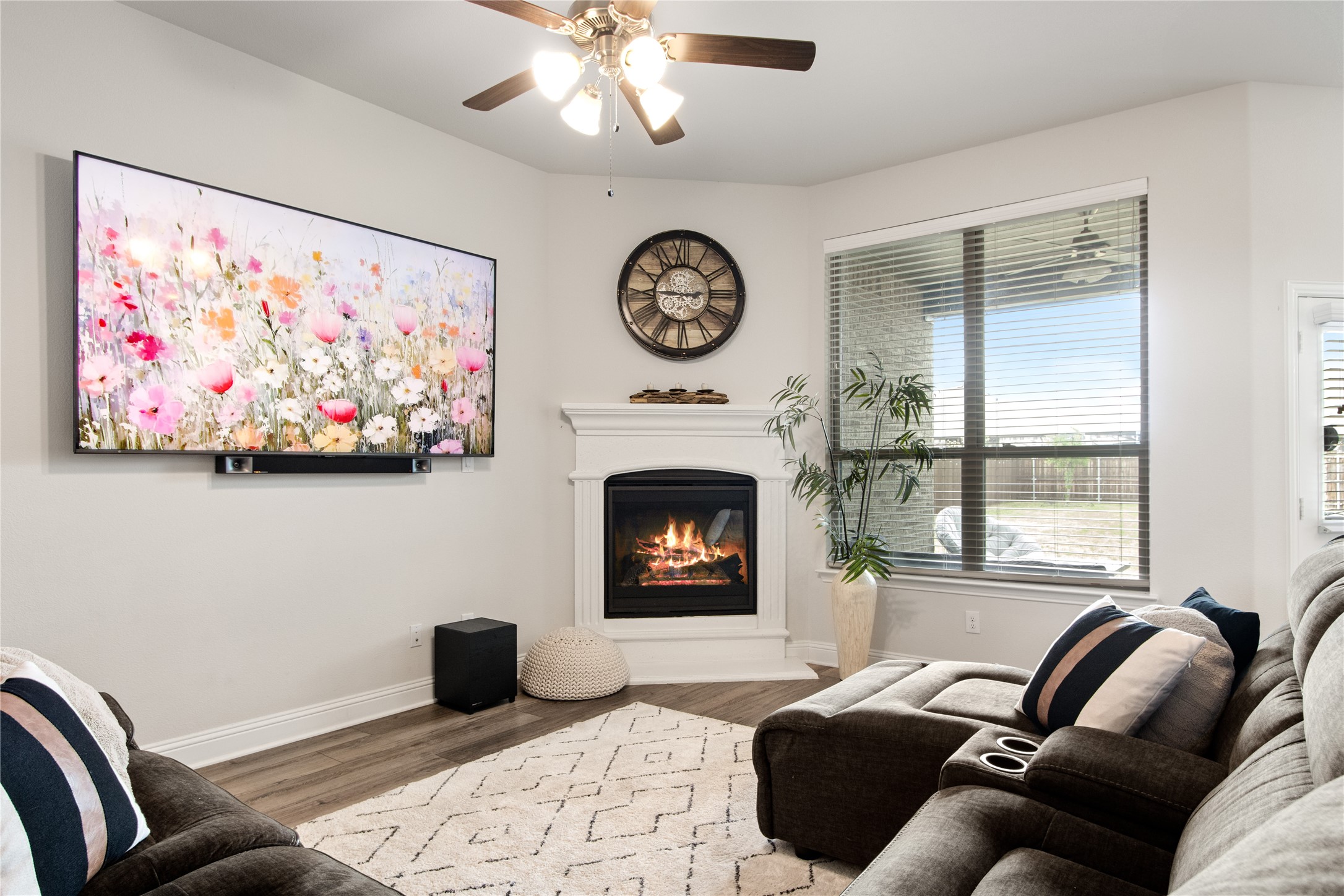 2901 Diamondback Drive