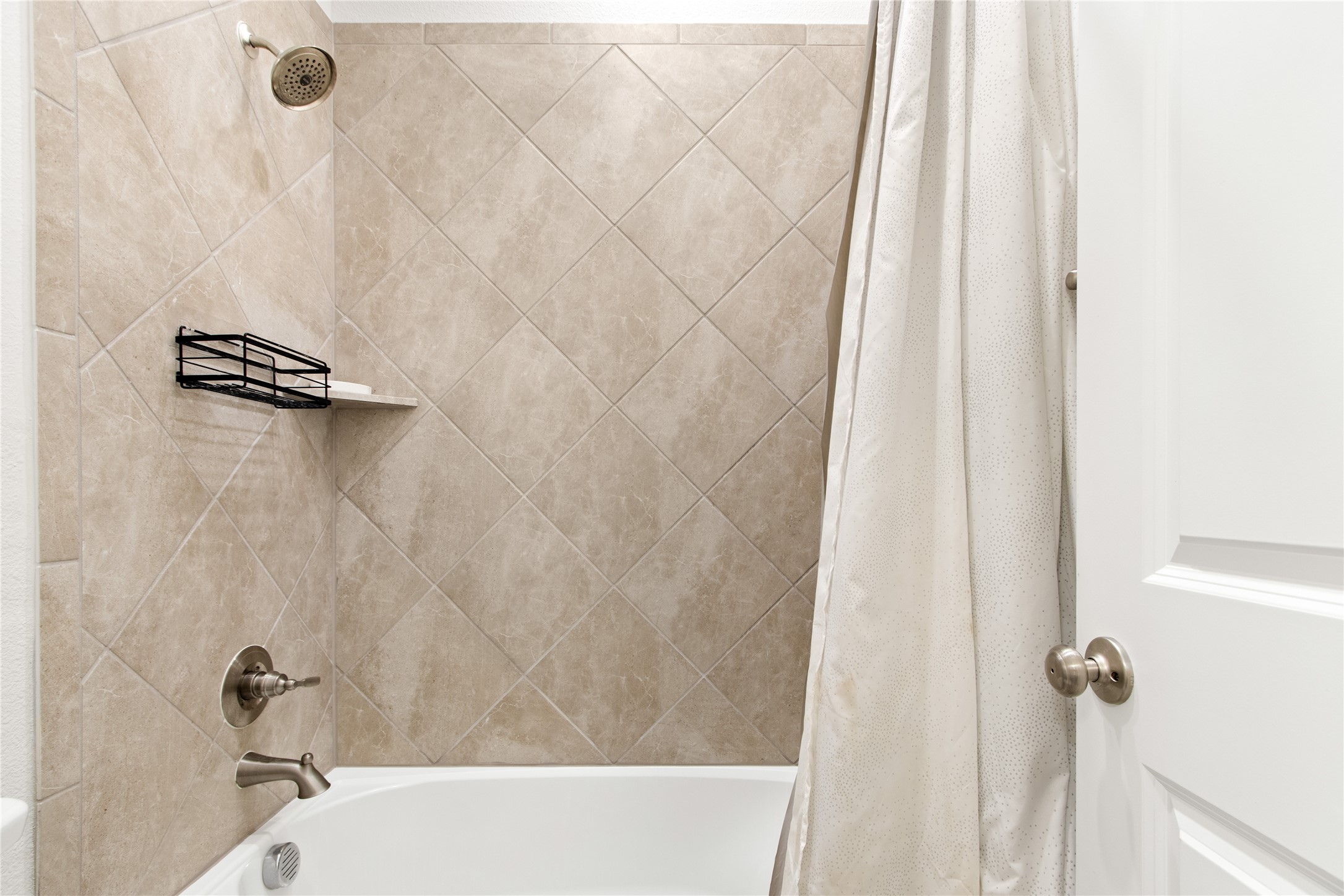 2901 Diamondback Drive