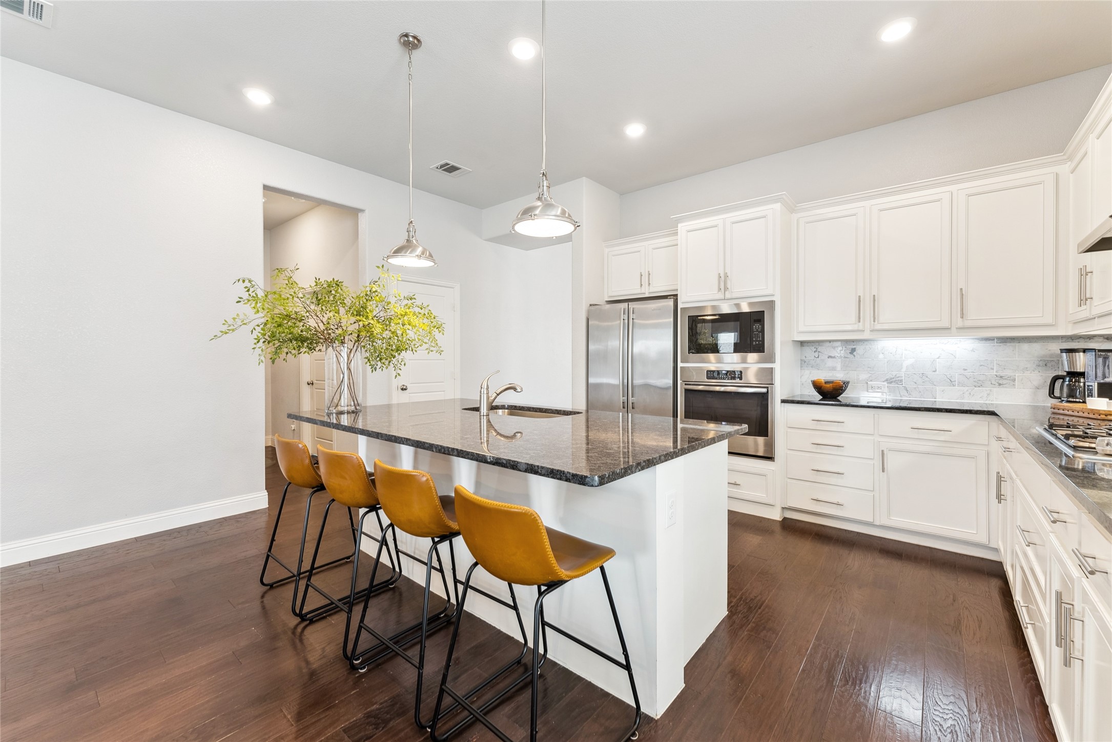 3414 Charleston Drive