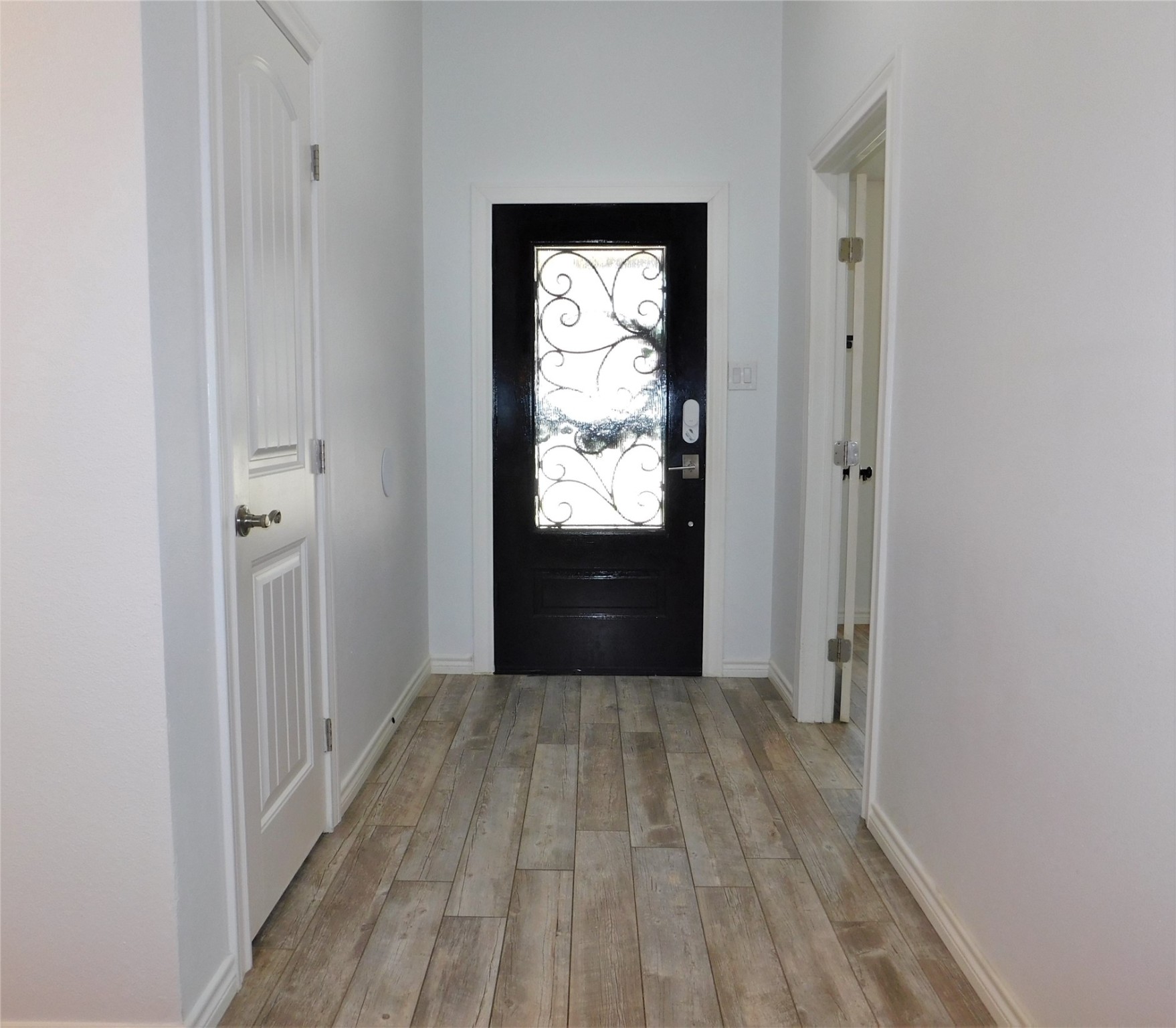 2001 Oak Tree Drive