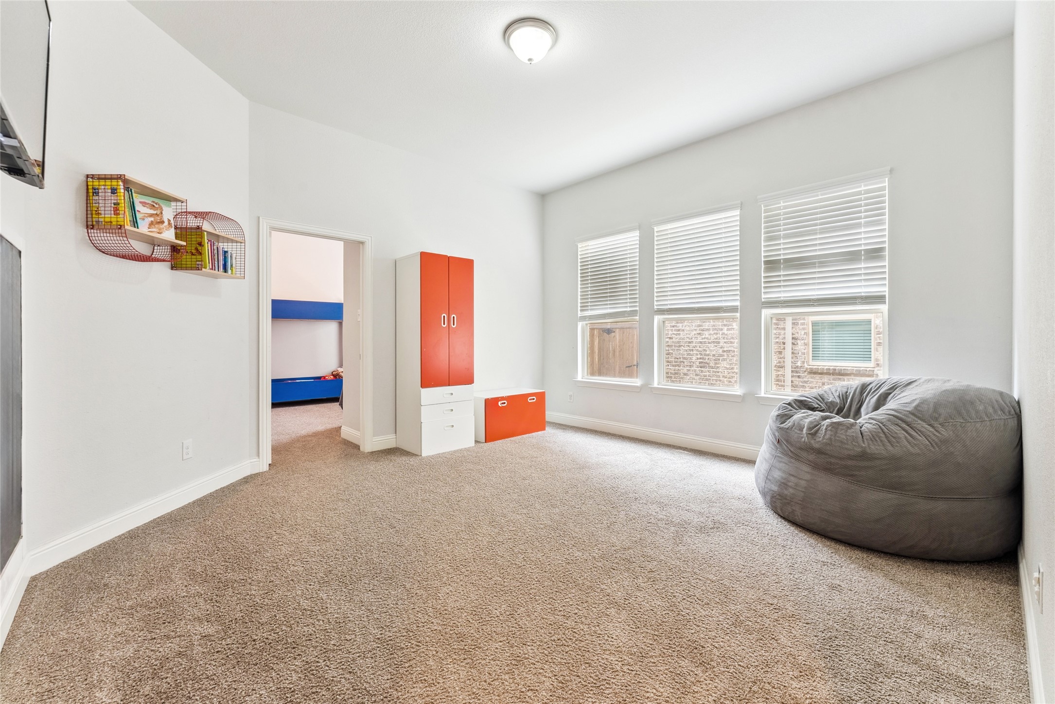 3414 Charleston Drive