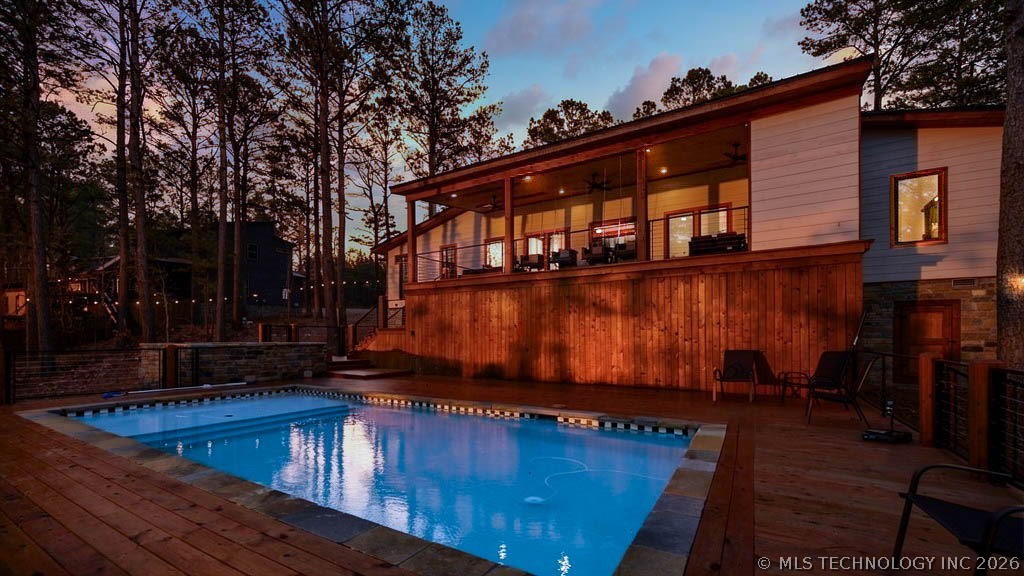 2057 Pine Hills