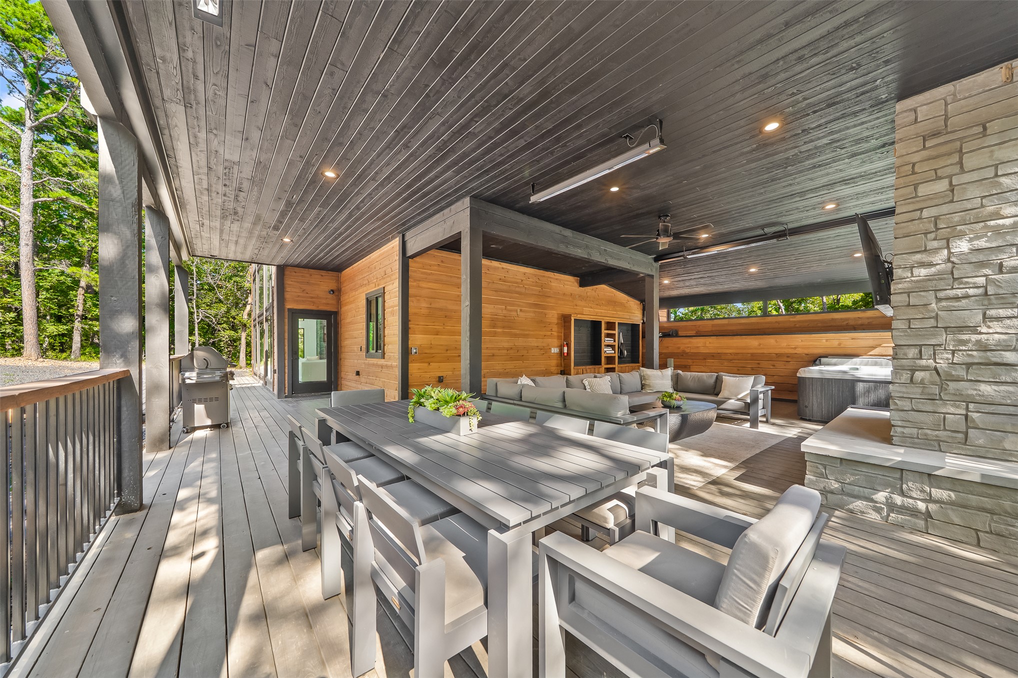 105 Cross Timbers Trail