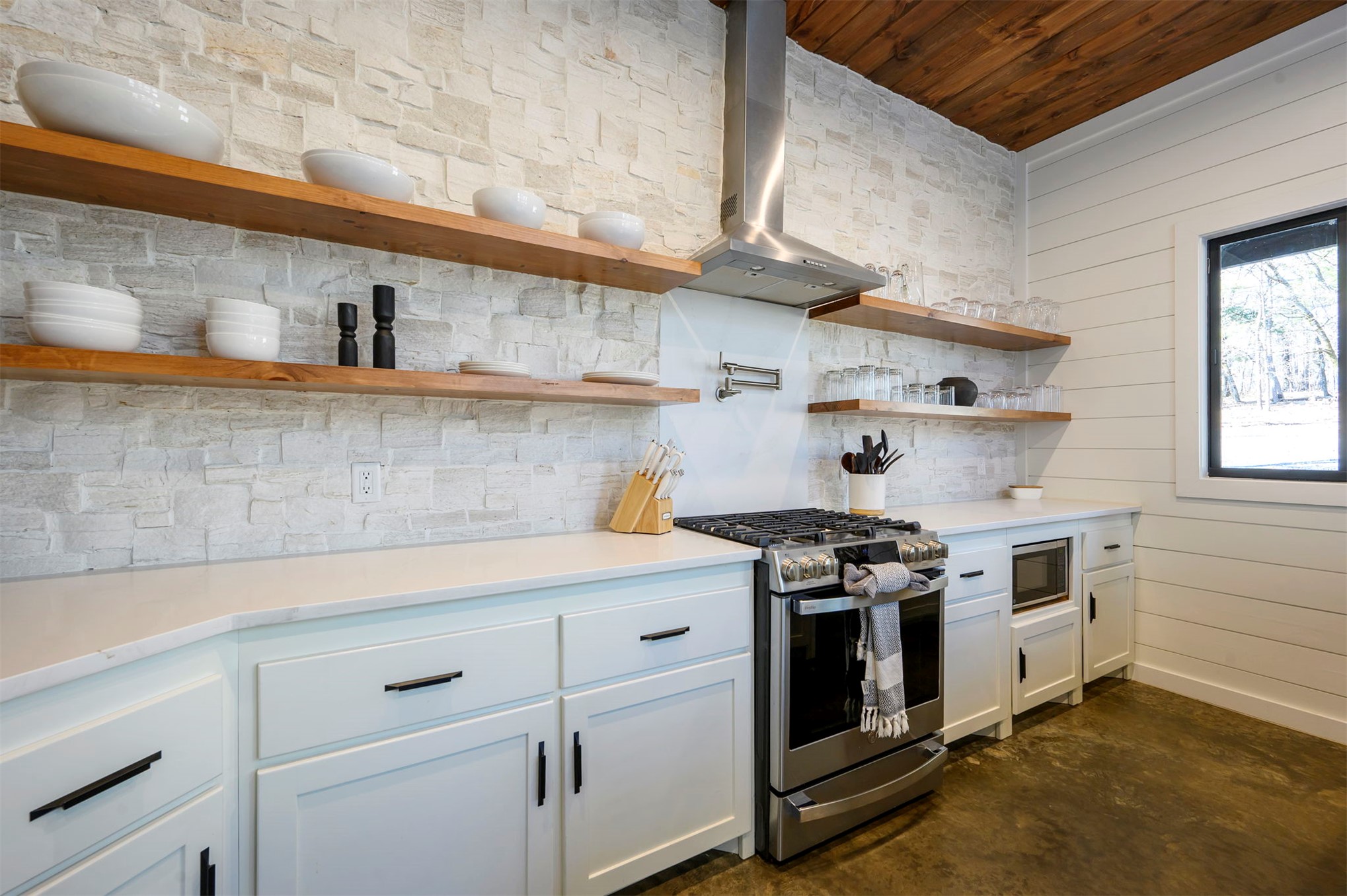 105 Cross Timbers Trail