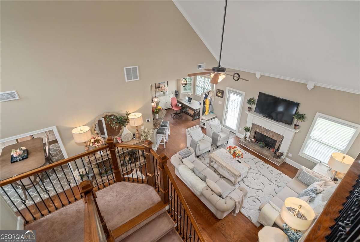 1900 Avalon Drive