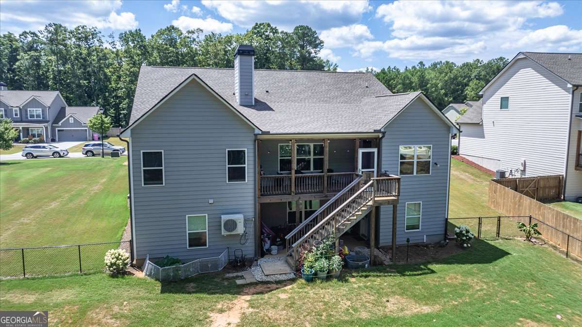 297 Woodbury Lane