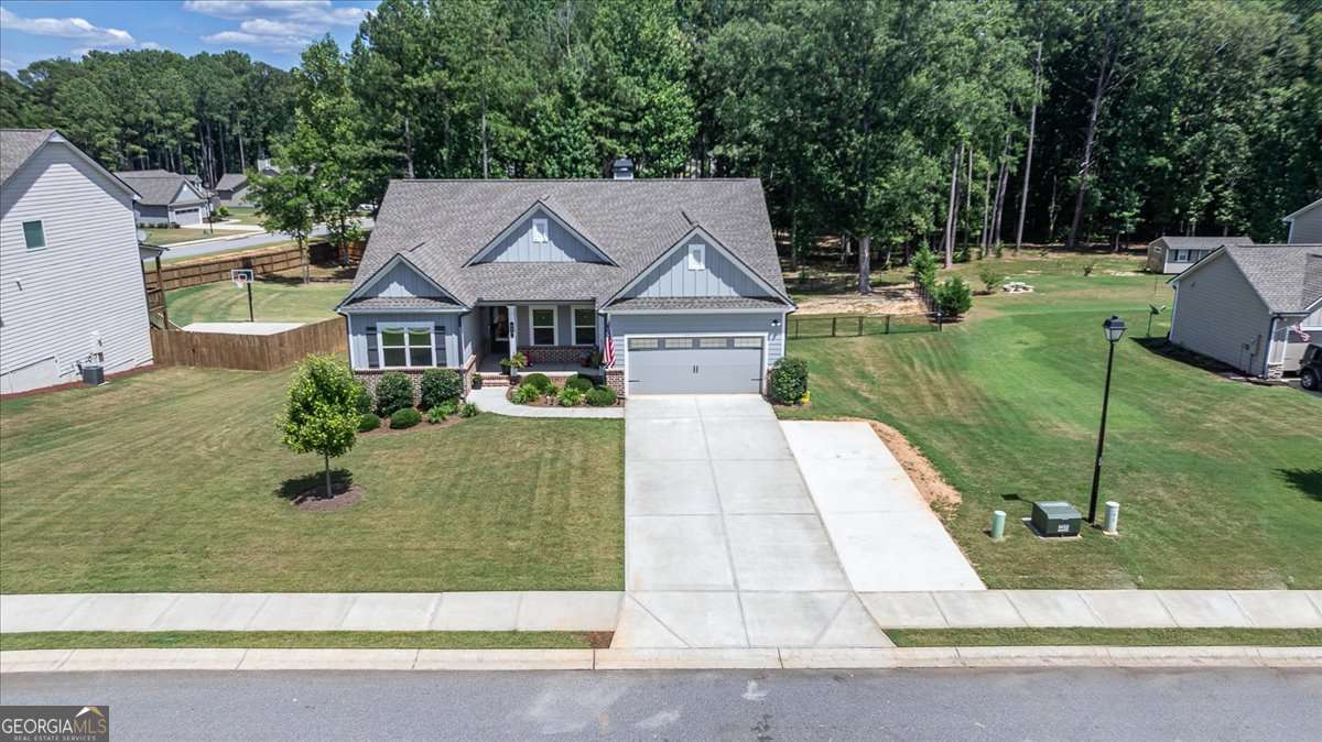 297 Woodbury Lane