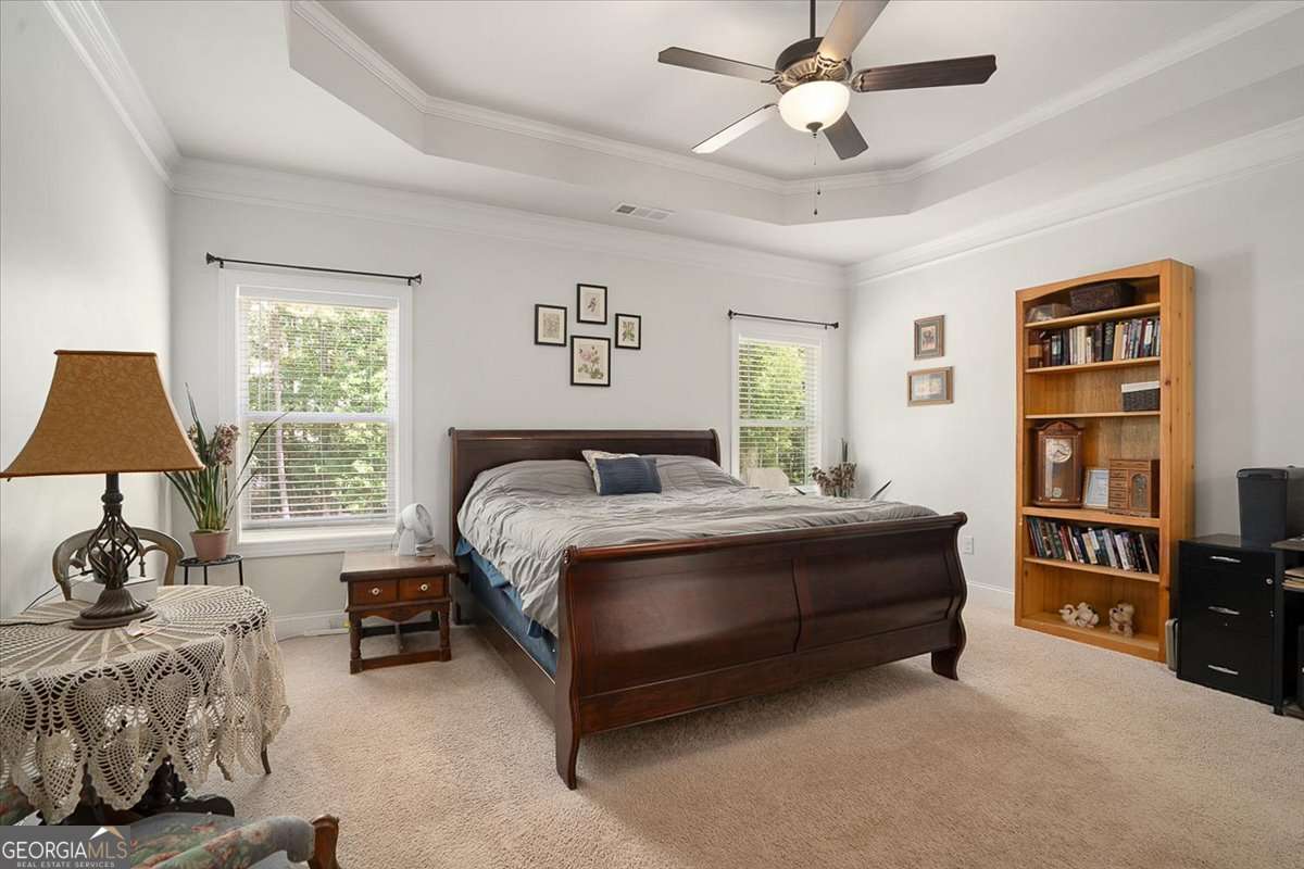 297 Woodbury Lane