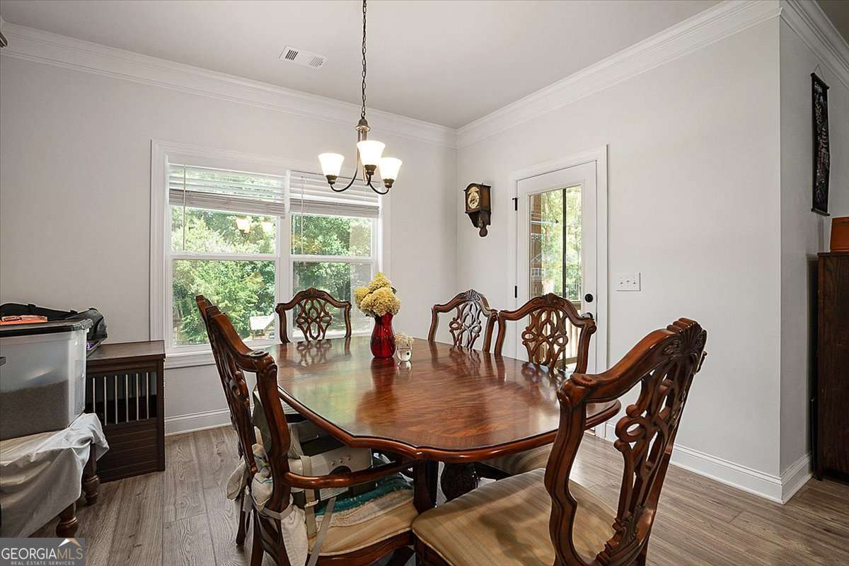 297 Woodbury Lane