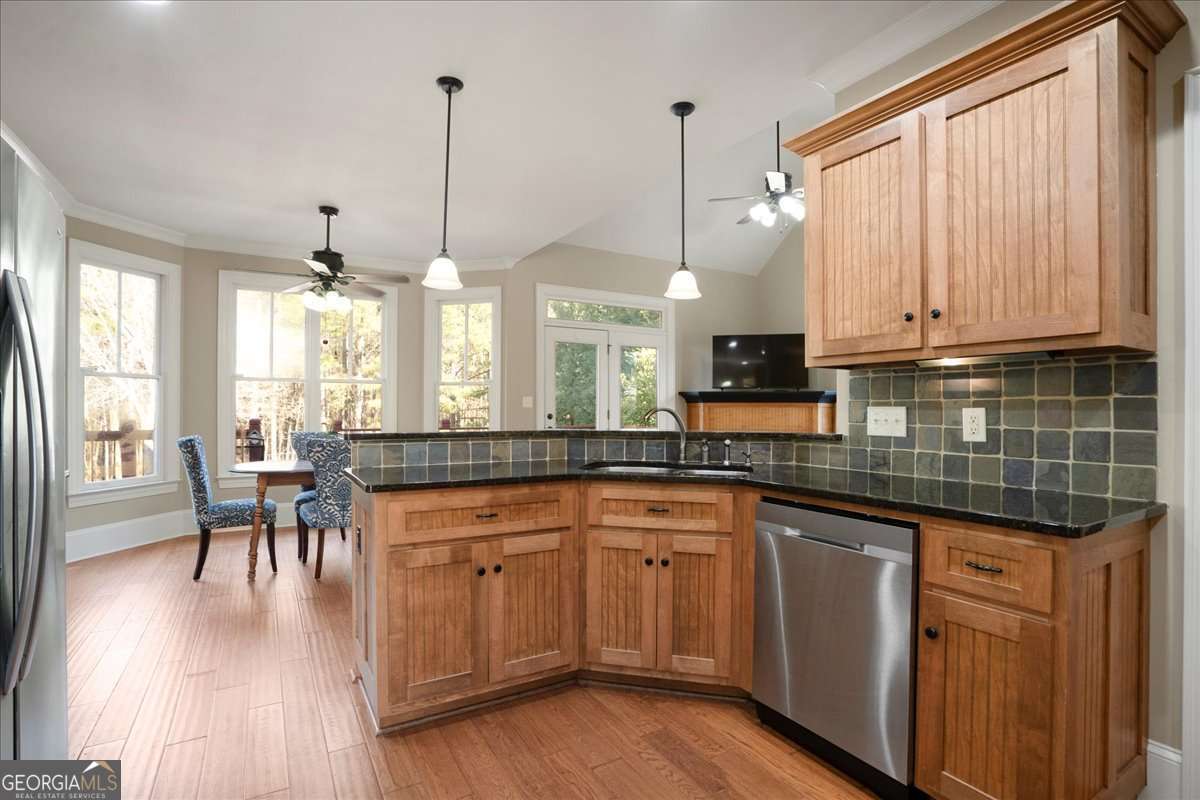 1542 Meadow Springs Drive