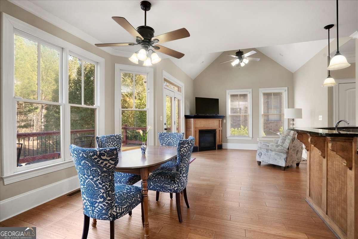 1542 Meadow Springs Drive