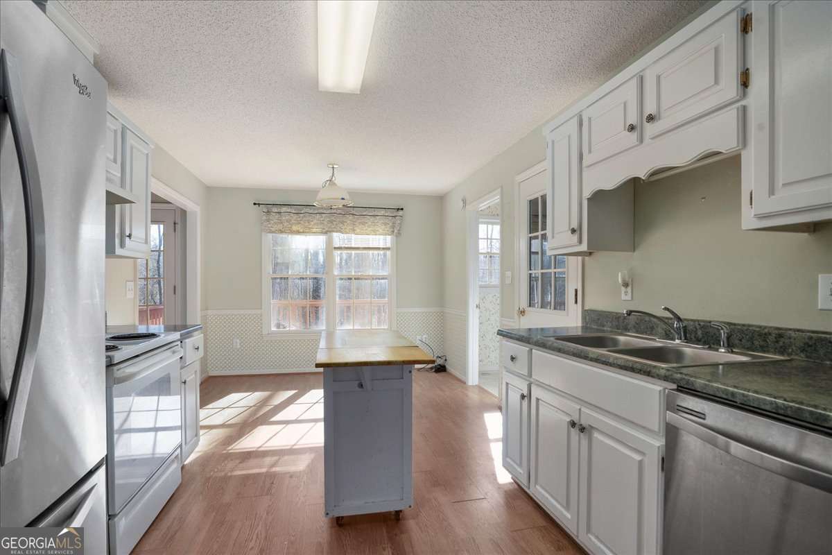 385 Brookstone Drive