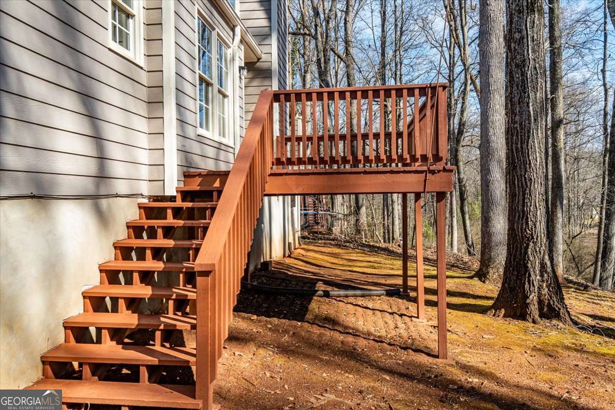 385 Brookstone Drive