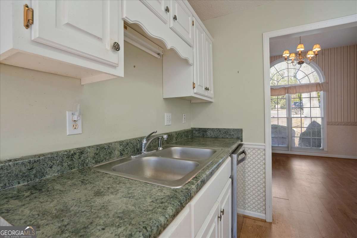 385 Brookstone Drive