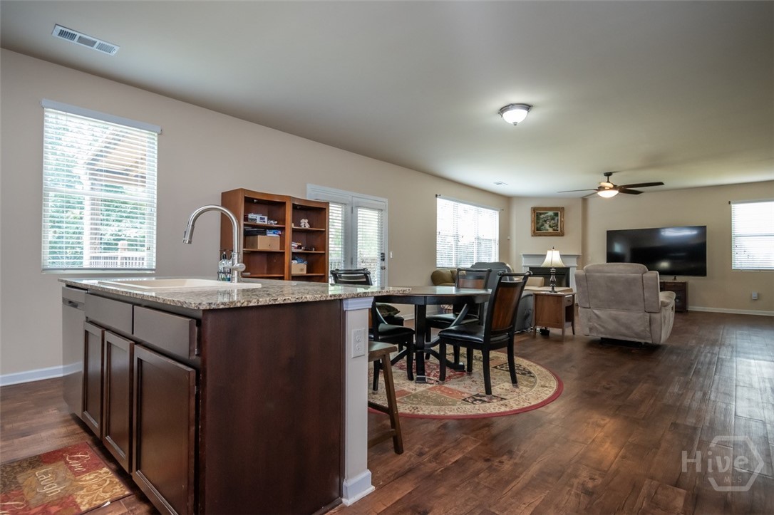 3114 Heritage Glen Drive