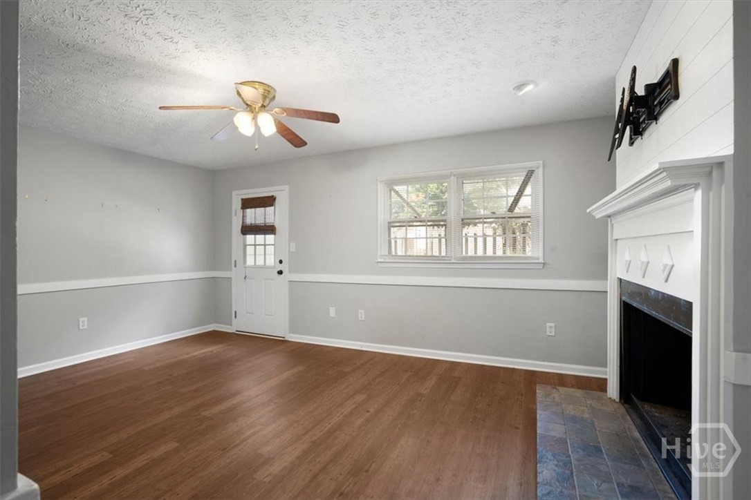 1909 S Milledge 8