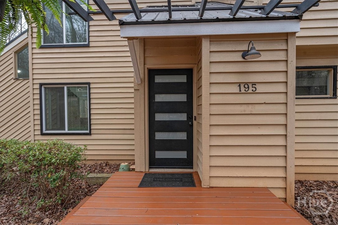 195 Gibbons Way