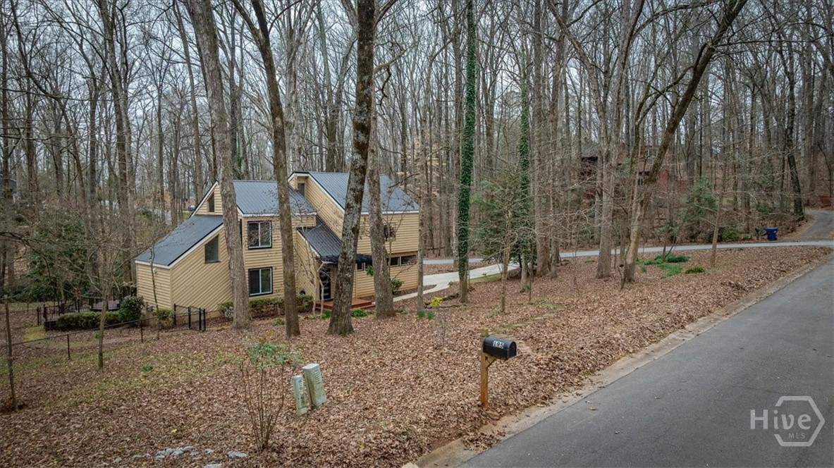 195 Gibbons Way