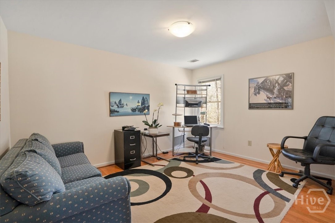 125/115 Emerald Drive