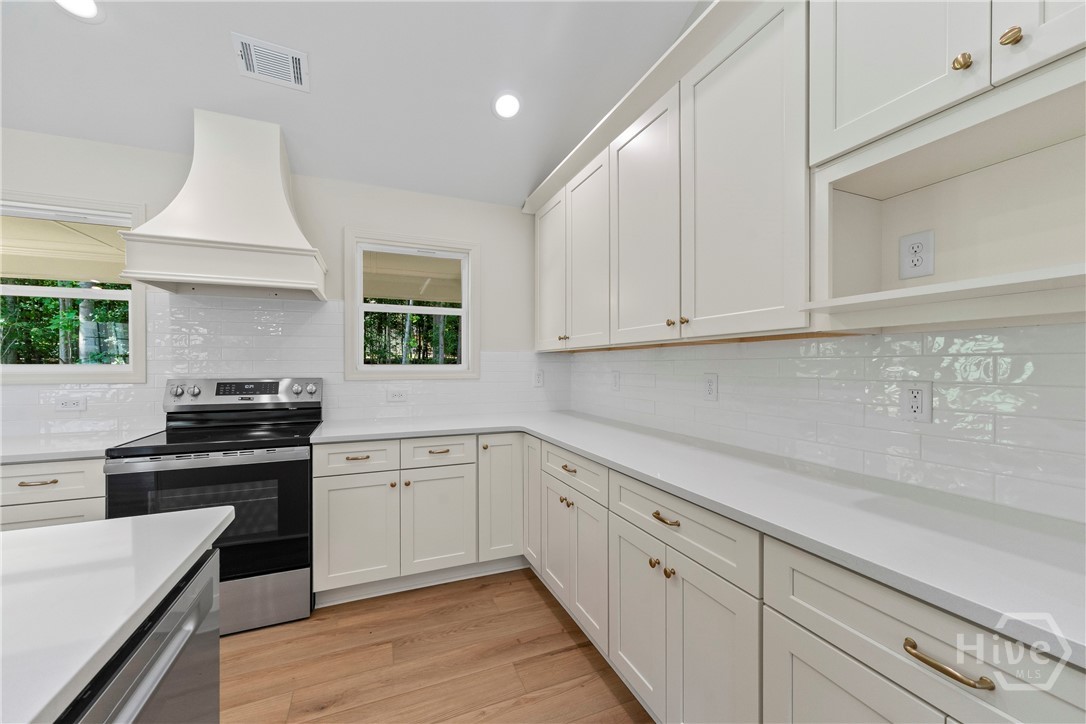 102 Buckeye Terrace