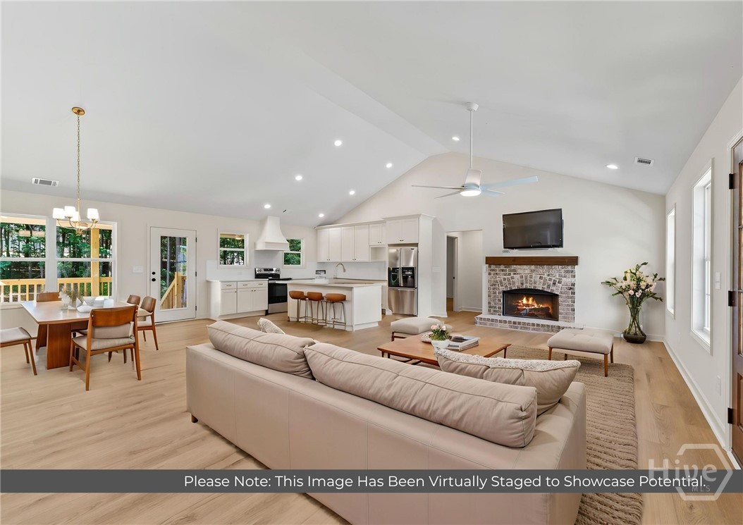 102 Buckeye Terrace
