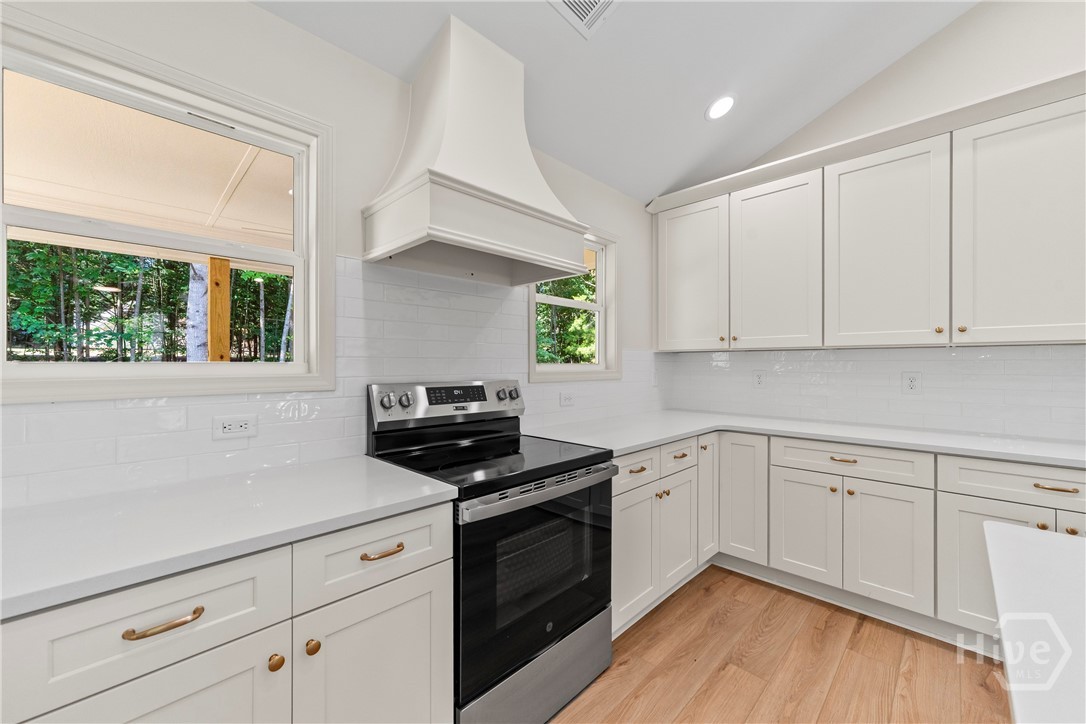 102 Buckeye Terrace