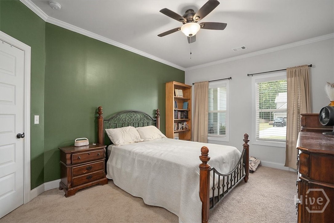 297 Woodbury Lane