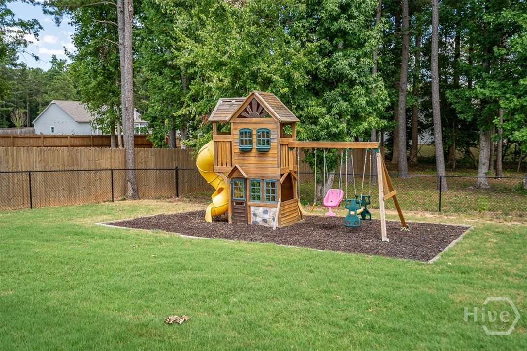 297 Woodbury Lane