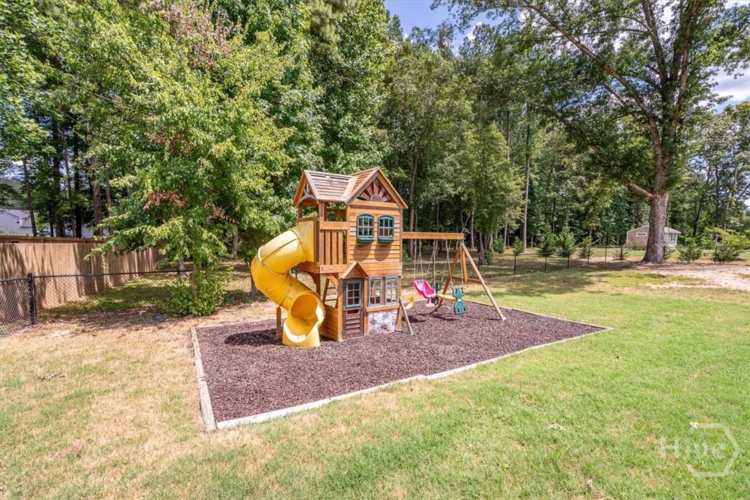 297 Woodbury Lane