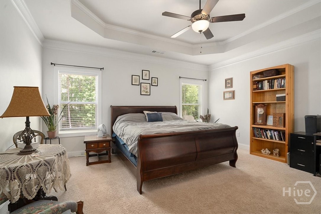 297 Woodbury Lane