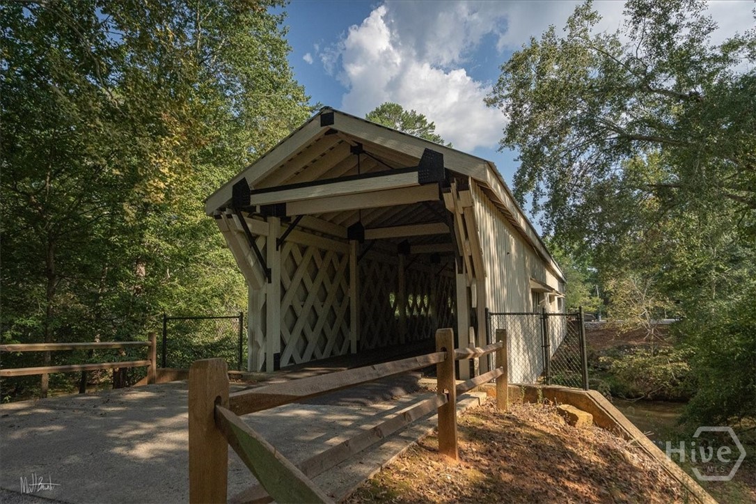 417 Beacon Drive