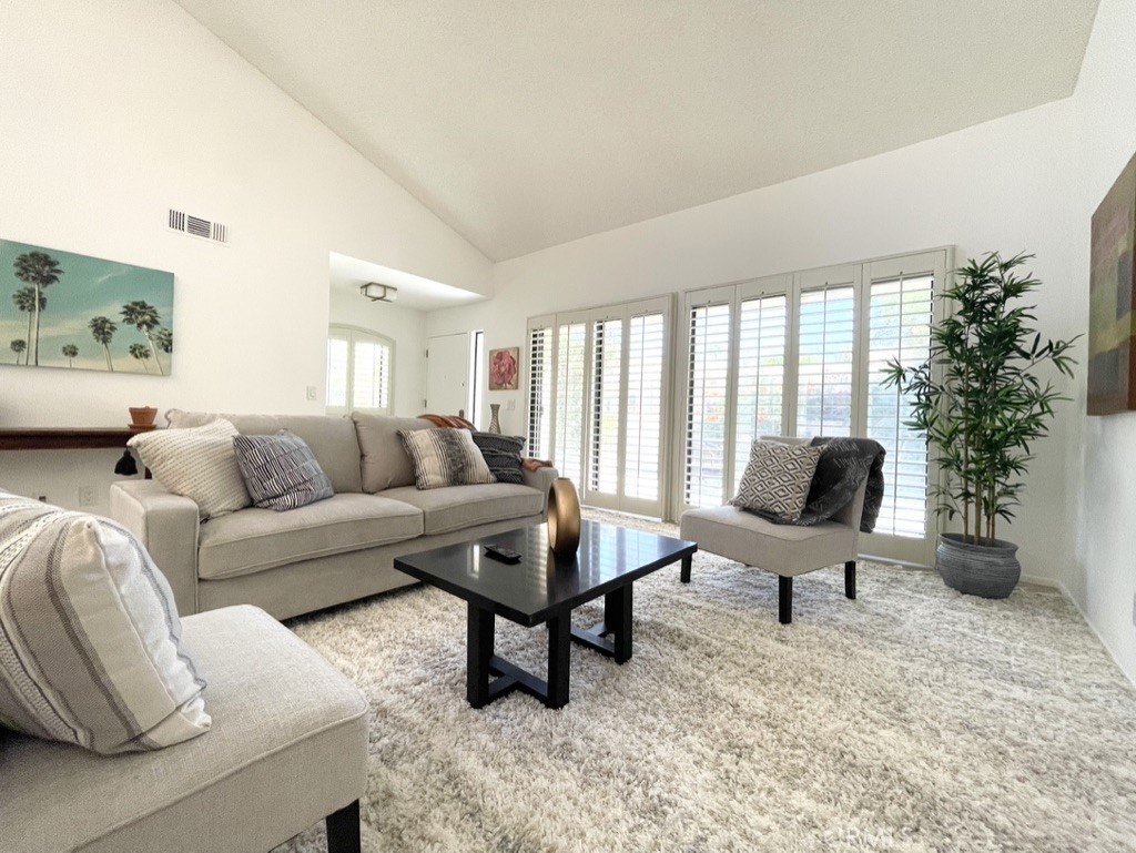 200 E Racquet Club Road 22