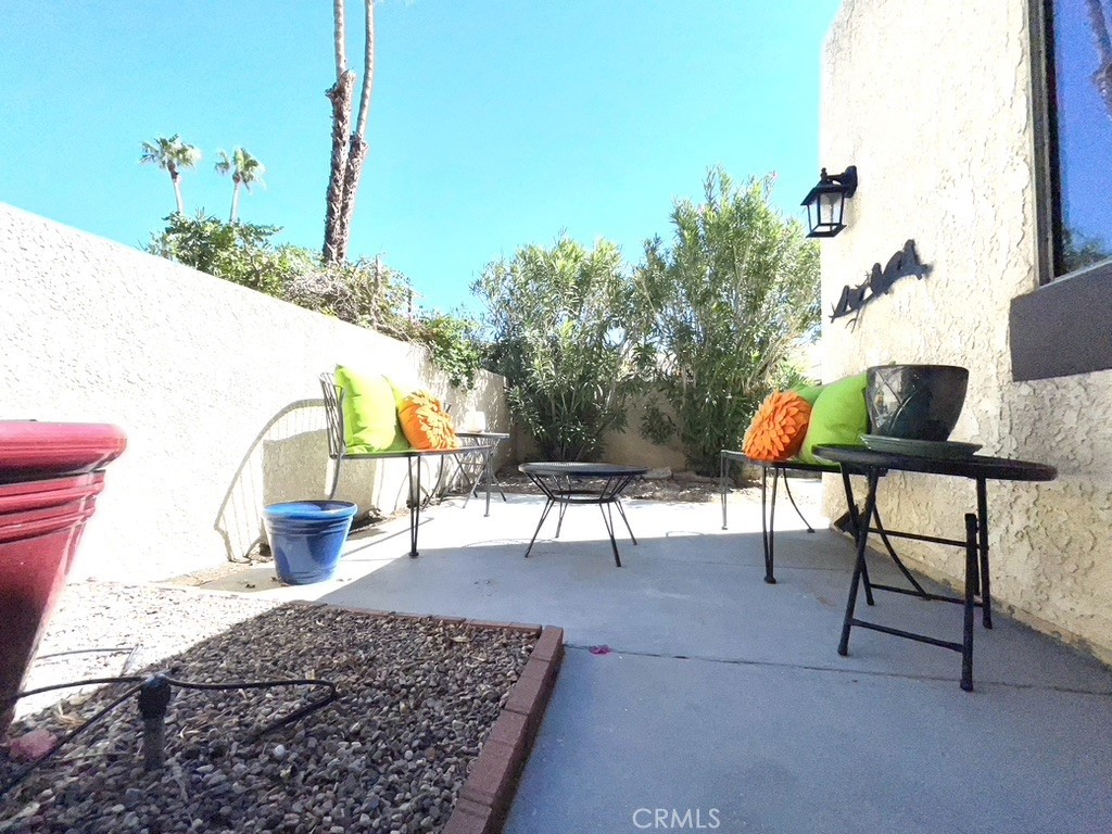 200 E Racquet Club Road 22