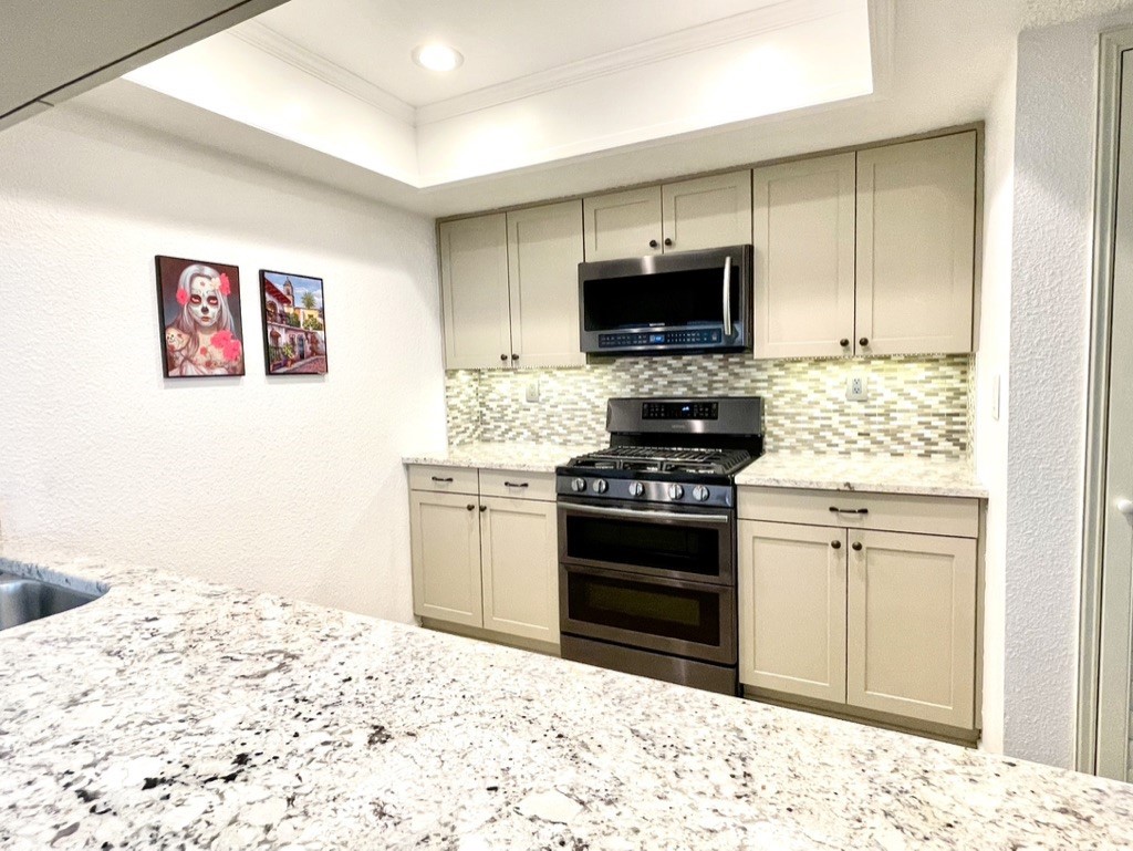 200 E Racquet Club Road 22