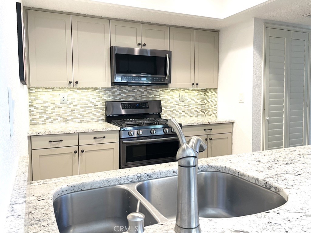 200 E Racquet Club Road 22