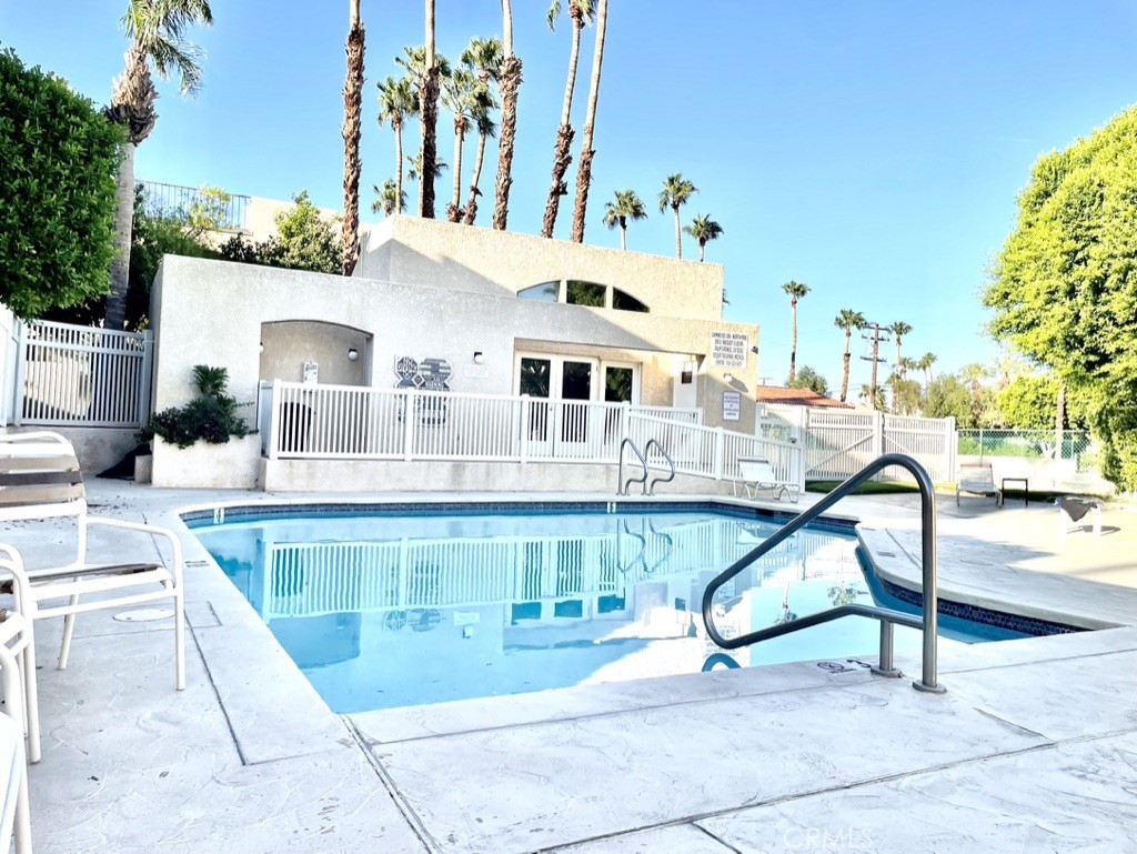 200 E Racquet Club Road 22