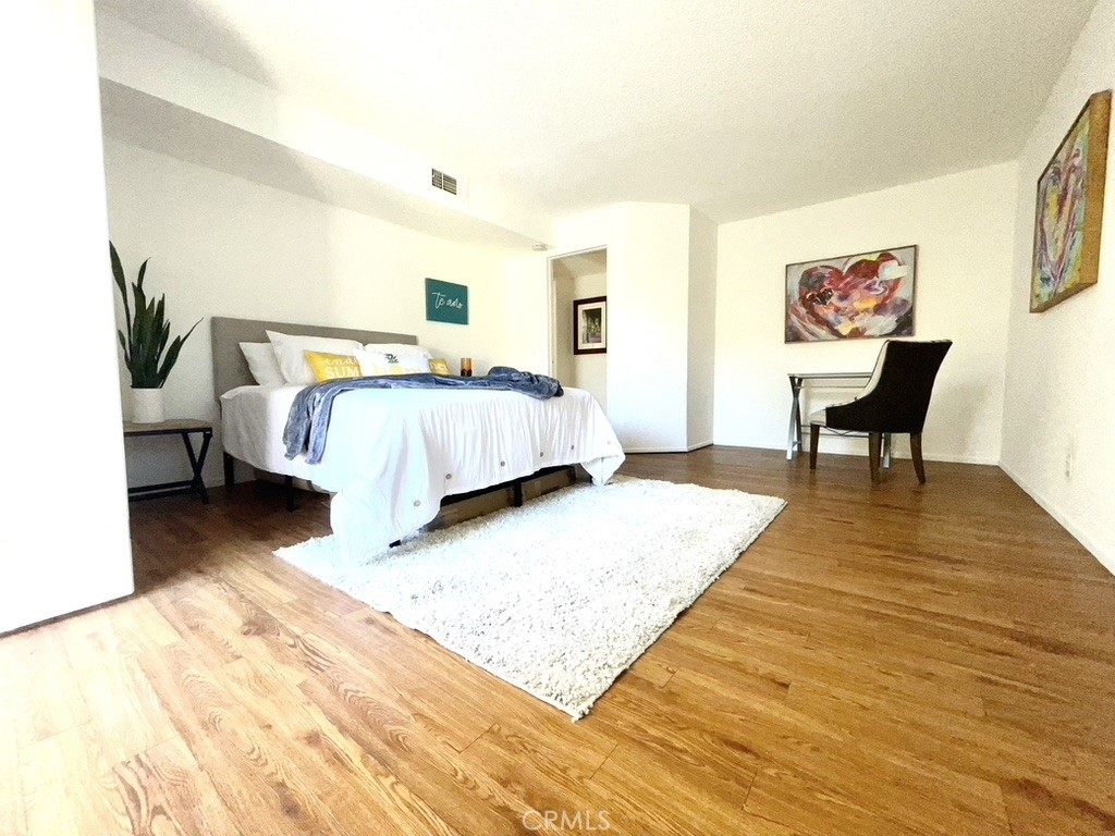 200 E Racquet Club Road 22